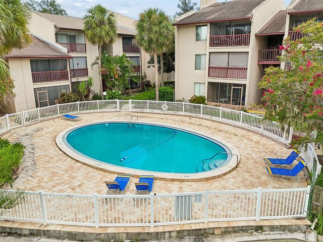 3841 S LAKE DRIVE 197, Tampa, FL 33614