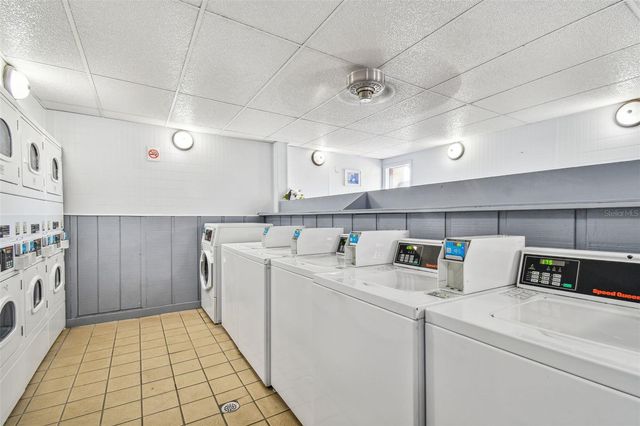 3841 S LAKE DRIVE 197, Tampa, FL 33614