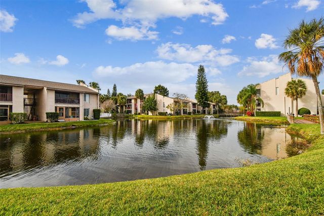 3841 S LAKE DRIVE 197, Tampa, FL 33614