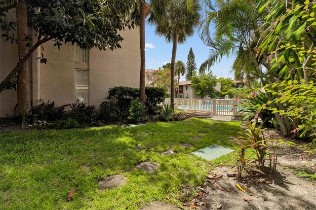 3841 S LAKE DRIVE 197, Tampa, FL 33614