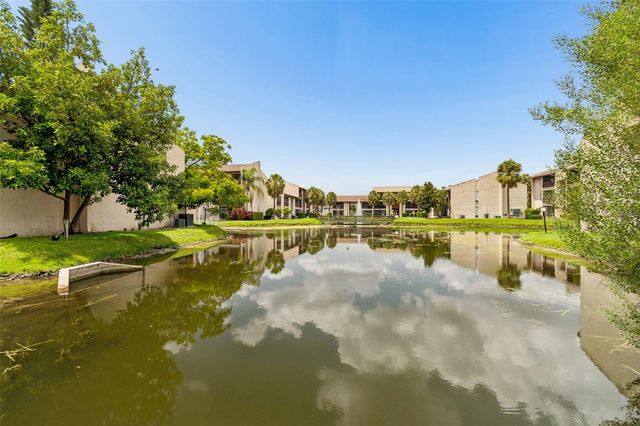 3841 S LAKE DRIVE 197, Tampa, FL 33614