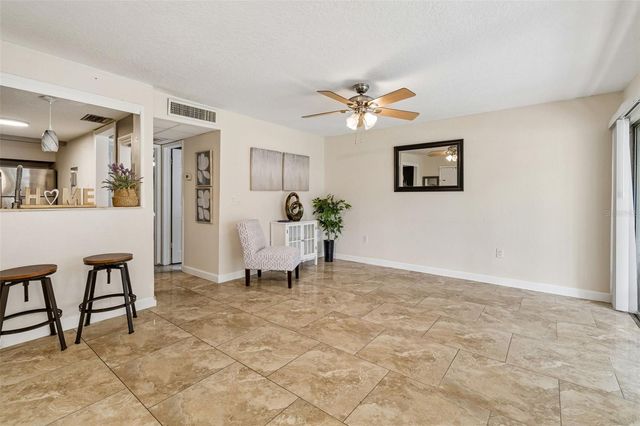 3841 S LAKE DRIVE 197, Tampa, FL 33614