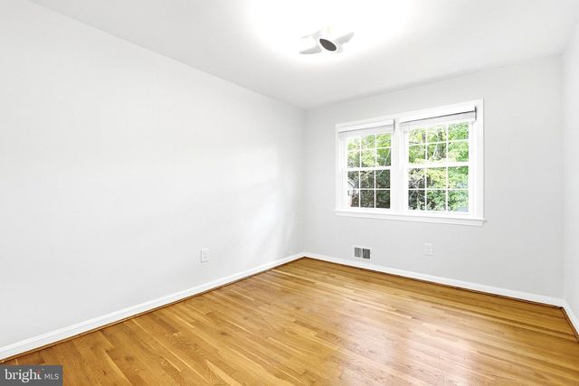 1107 WIMBLEDON DR, Mclean, VA 22101
