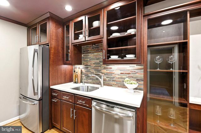1107 WIMBLEDON DR, Mclean, VA 22101