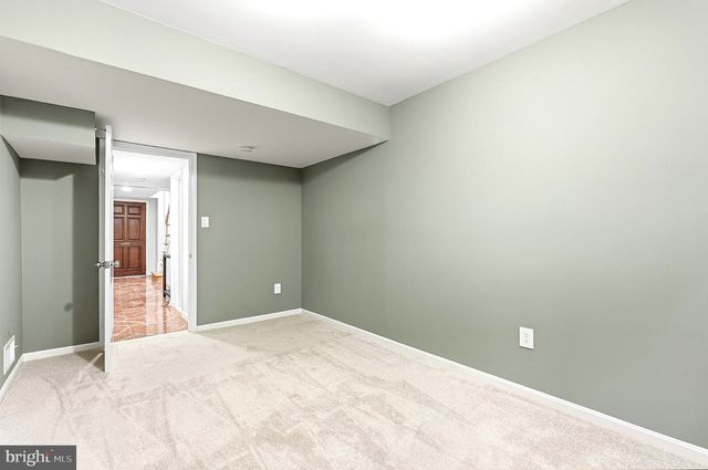 1107 WIMBLEDON DR, Mclean, VA 22101