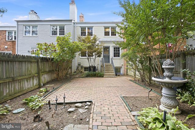 1107 WIMBLEDON DR, Mclean, VA 22101