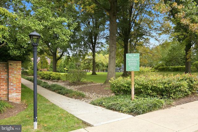 1107 WIMBLEDON DR, Mclean, VA 22101