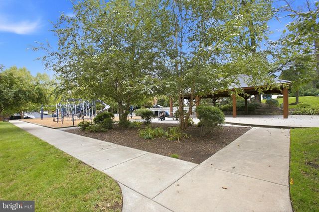 1107 WIMBLEDON DR, Mclean, VA 22101