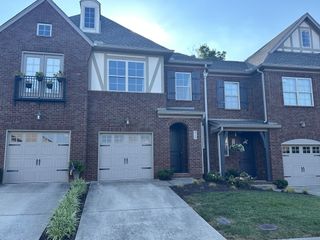 419 Waterbrook Dr, Mount Juliet, TN 37122