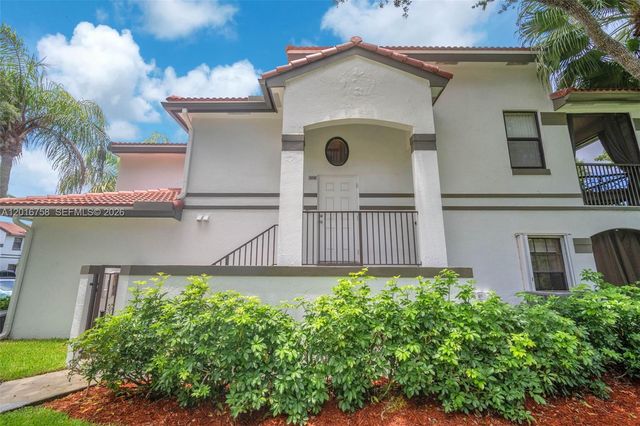 15825 SW 3rd Ct 204, Pembroke Pines, FL 33027