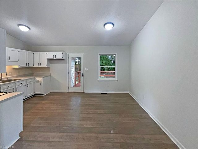 2307 Kingwood Court, High Point, NC 27265