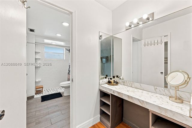 2800 NW 47th Ter 206B, Lauderdale Lakes, FL 33313