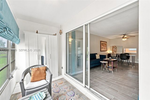 2800 NW 47th Ter 206B, Lauderdale Lakes, FL 33313