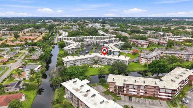 2800 NW 47th Ter 206B, Lauderdale Lakes, FL 33313