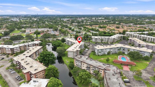 2800 NW 47th Ter 206B, Lauderdale Lakes, FL 33313