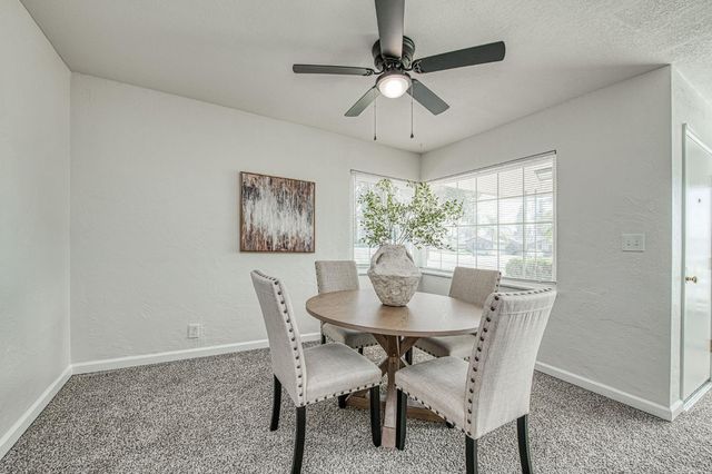 3365 E Ashlan Avenue, Fresno, CA 93726