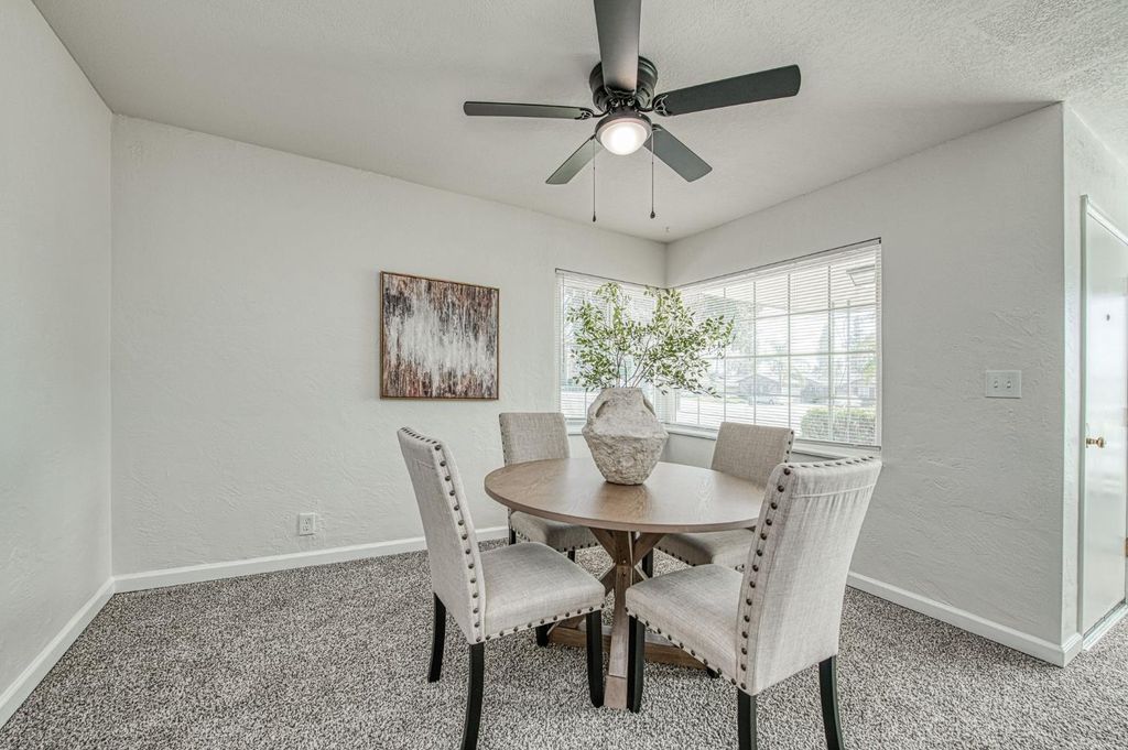 Image 11 of property listing at 3365 E Ashlan Avenue, Fresno, CA 93726