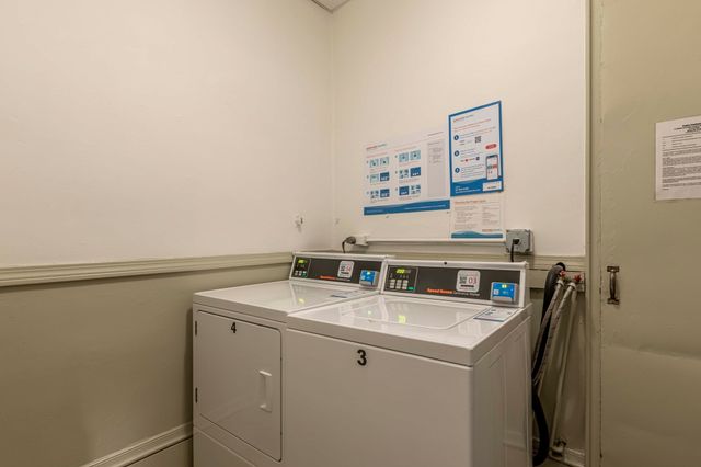 271 Dartmouth St. 2L, Boston, MA 02116