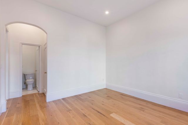 271 Dartmouth St. 2L, Boston, MA 02116