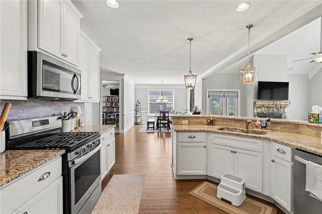 313 Somersby Drive, Dallas, GA 30157