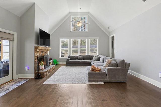 313 Somersby Drive, Dallas, GA 30157