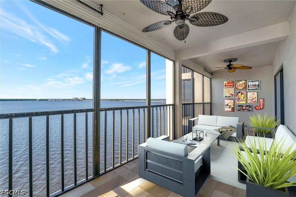 1901 Clifford ST 1001, Fort Myers, FL 33901