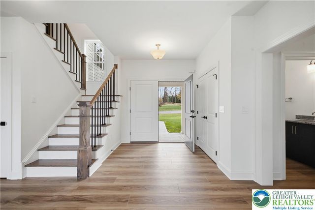 15 Charlie Court 1, Williams Twp, PA 18042