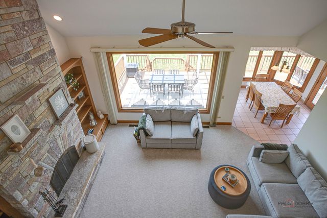 1400 Eagle Ridge Drive, Antioch, IL 60002