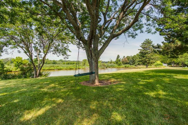 1400 Eagle Ridge Drive, Antioch, IL 60002