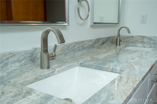 2090 Grange Hall Road, Beavercreek, OH 45431