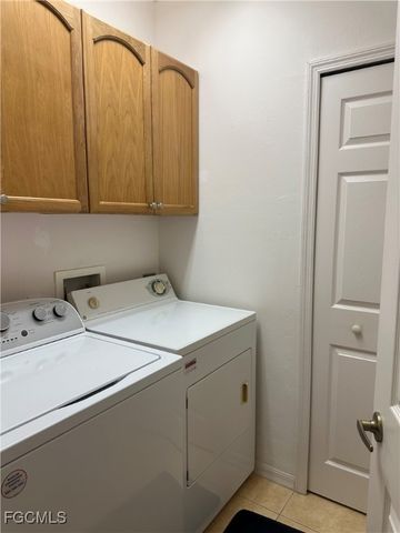 2280 Somerset Ridge DR 204, Lehigh Acres, FL 33973