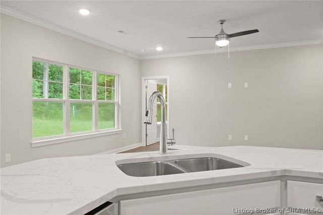 833 Kings Court, Memphis, IN 47143