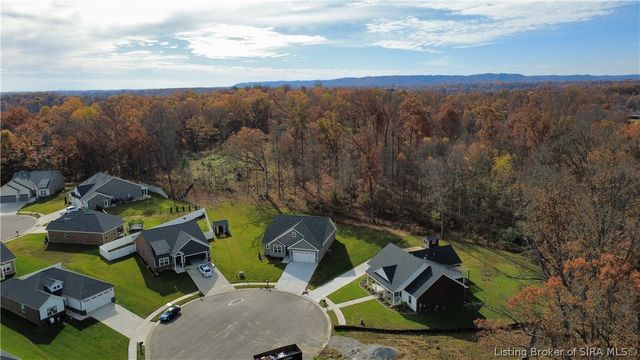 833 Kings Court, Memphis, IN 47143