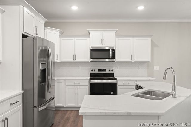 833 Kings Court, Memphis, IN 47143