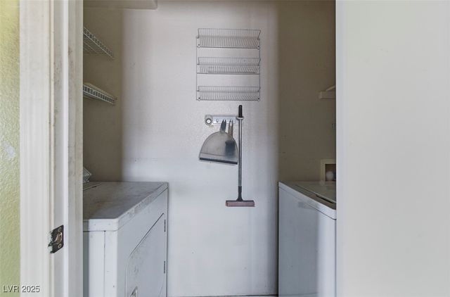 4555 East Sahara Avenue 266, Las Vegas, NV 89104