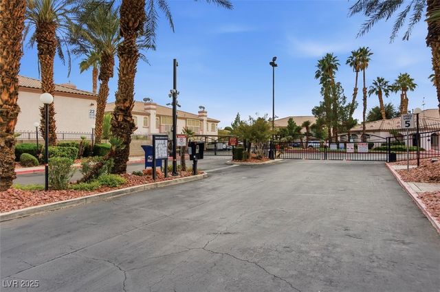 4555 East Sahara Avenue 266, Las Vegas, NV 89104