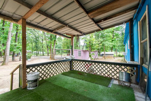 321 Oak Forest Drive, Shepherd, TX 77371