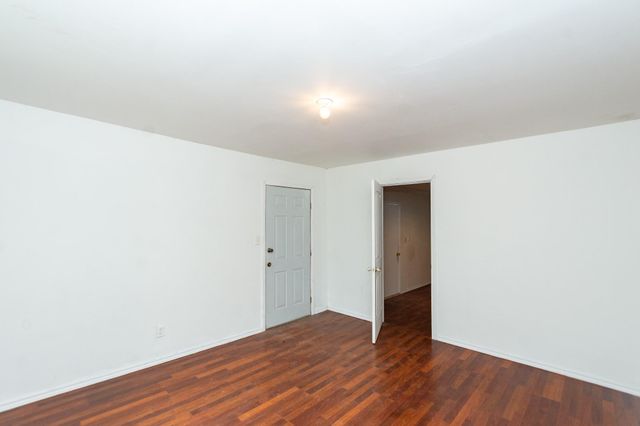 321 Oak Forest Drive, Shepherd, TX 77371