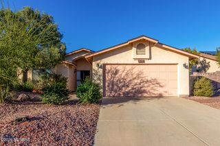 6803 N De Chelly Loop, Tucson, AZ 85741