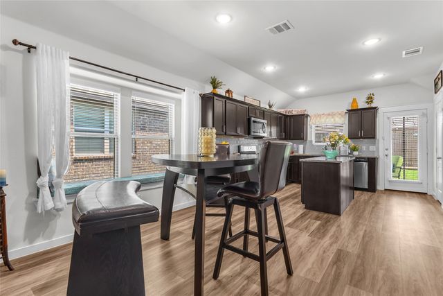 2537 Pettus Drive, Forney, TX 75126