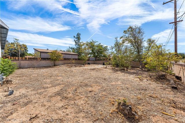 42524 42nd W, Quartz Hill, CA 93536