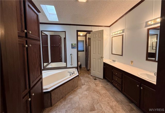 5070 Clinton St, Batavia, NY 14020