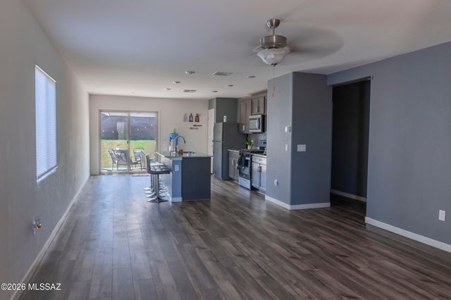7347 W Cottage Farm Way, Tucson, AZ 85757