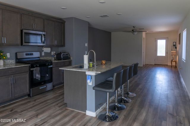 7347 W Cottage Farm Way, Tucson, AZ 85757