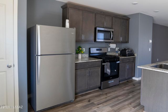 7347 W Cottage Farm Way, Tucson, AZ 85757