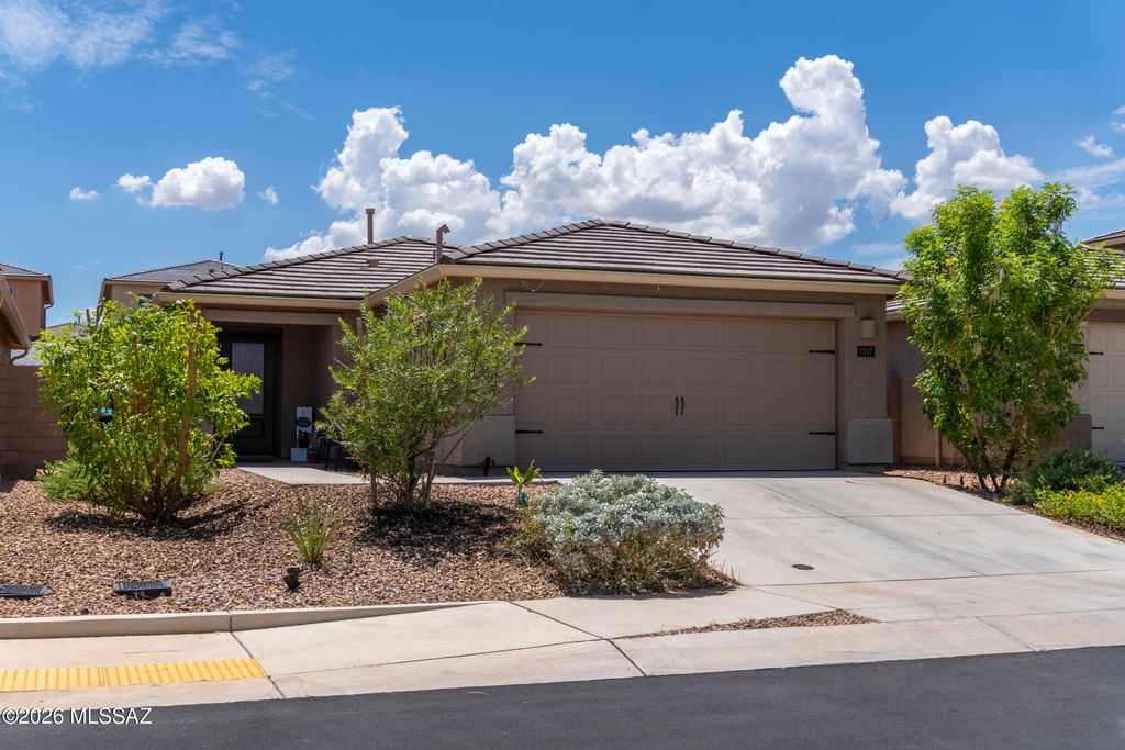 7347 W Cottage Farm Way, Tucson, AZ 85757