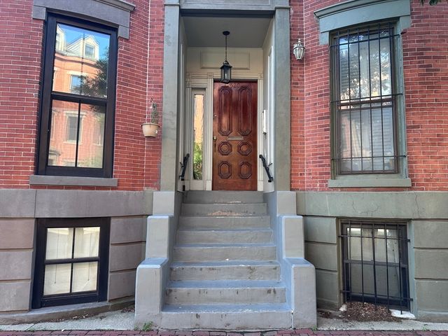 520 Shawmut Ave 1, Boston, MA 02118