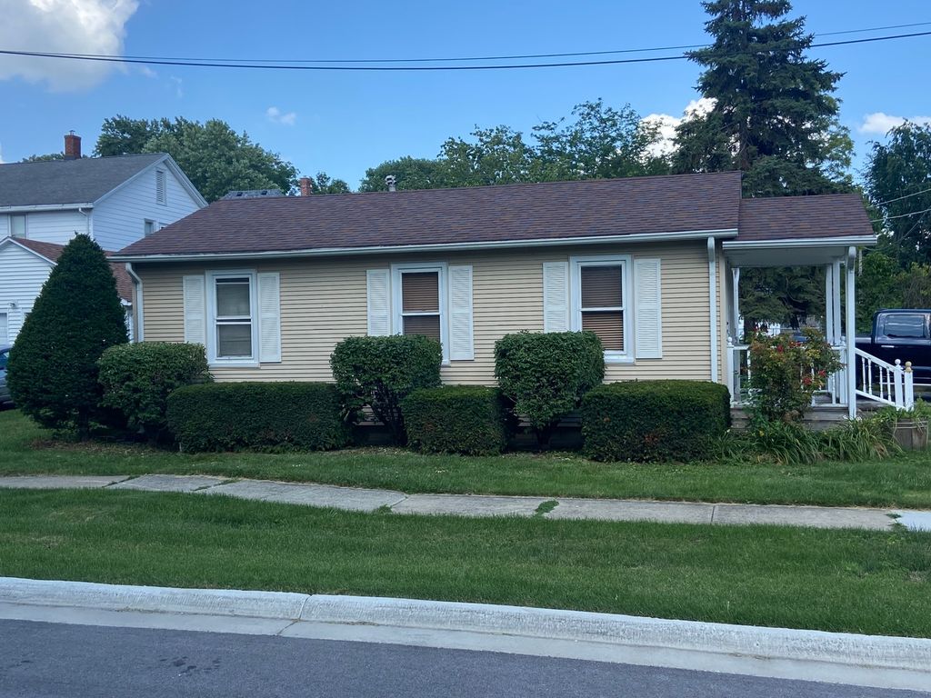 207 N Conrad Street, Peotone, IL 60468 — photo 2