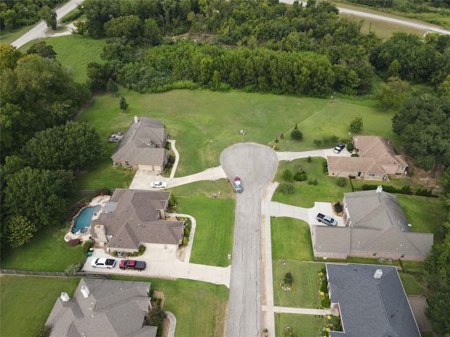 143 Anna Springs Lane, Montgomery, TX 77356