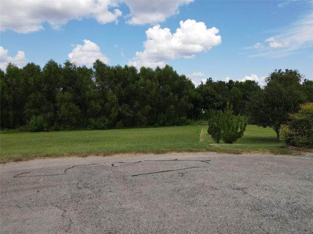 143 Anna Springs Lane, Montgomery, TX 77356